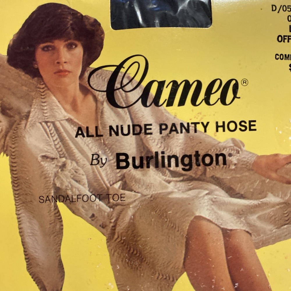 VINTAGE 70's-80's CAMEO ALL NUDE PANTYHOSE SANDALFOOT TOE LONG OFF BLACK - Picture 2 of 14
